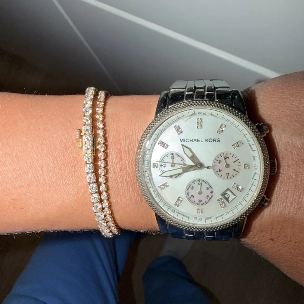 Michael Kors Silver and White Men's Chronograph Bracelet Watch